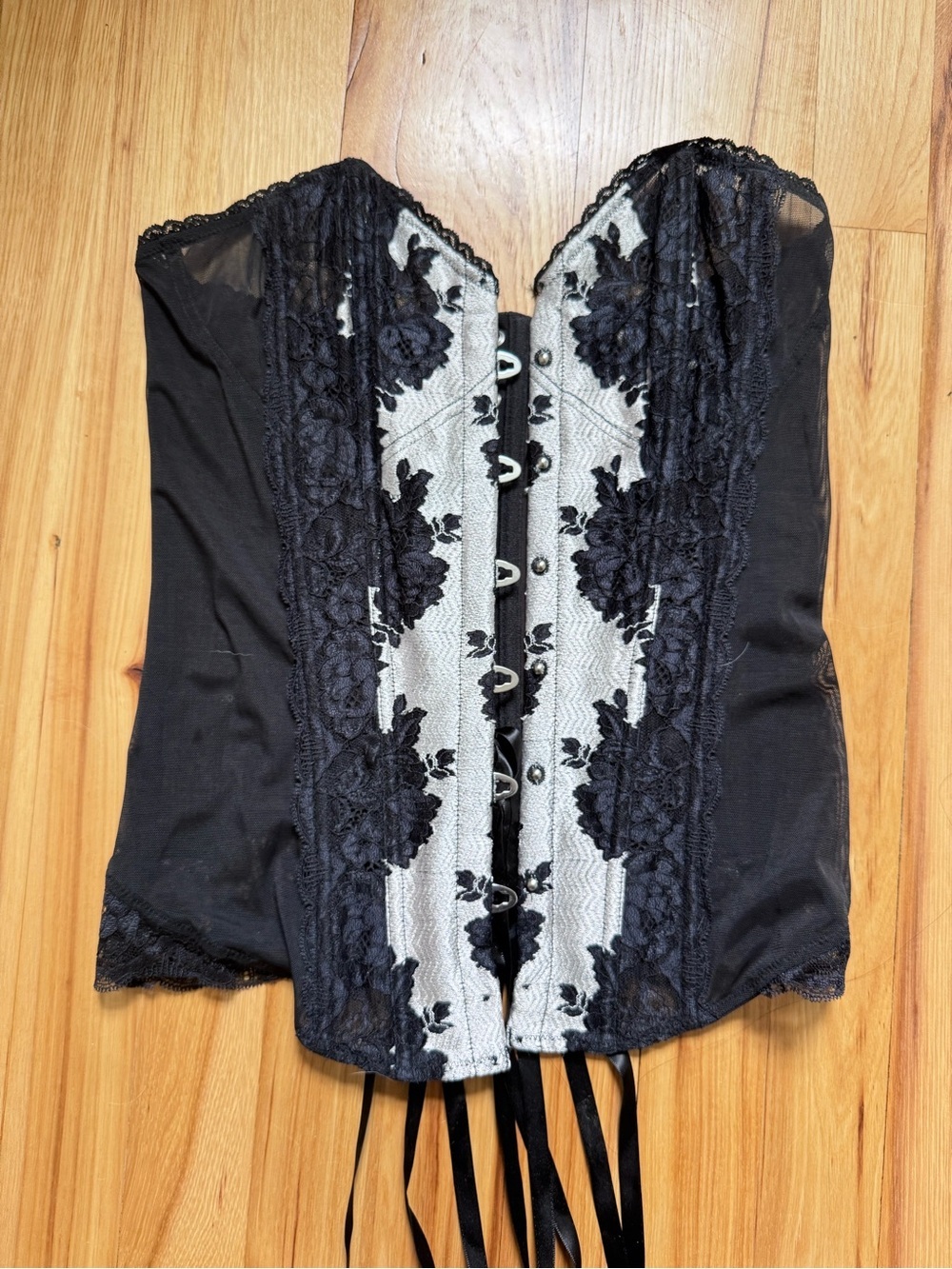 Victoria's Secret black and ivory lace corset top with eyelet front hooks - Picture 3 of 8